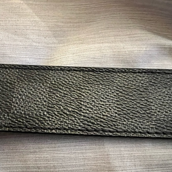 ❗️SOLD❗️Authentic Louis Vuitton Damier Graphite Canvas Inventeur Reversible Belt - Picture 6 of 10